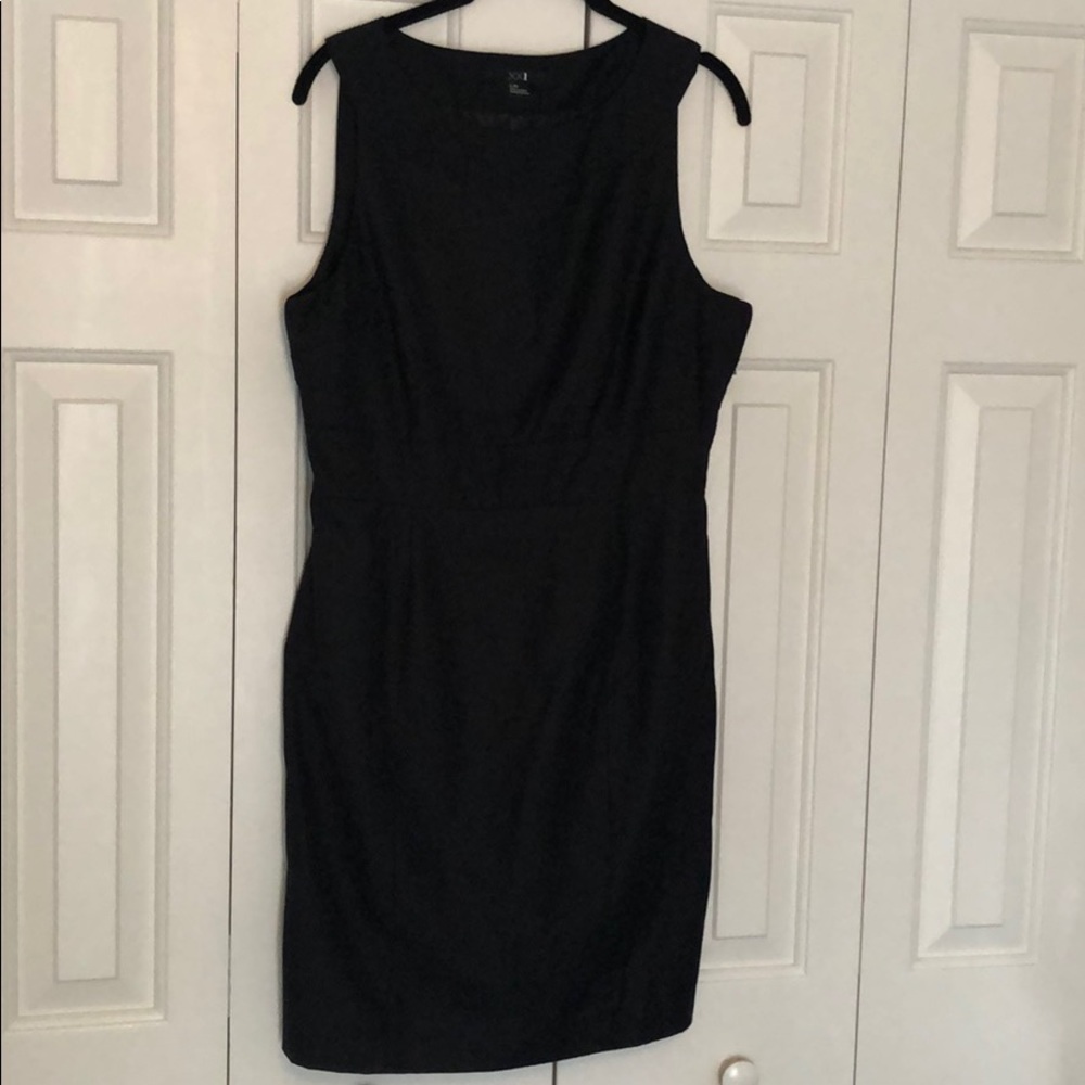 Sleeveless Black Dress